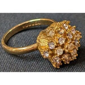 Vintage VOGUE Gold Tone‎ Rhinestone Cluster Flower Cocktail Ring